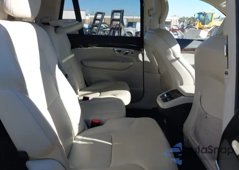 2017 Volvo Xc90 T6 Momentum из США, поврежденный, VIN YV4A22PK5H1117478